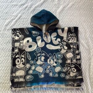 Bluey Hooded Poncho Kids Size 4